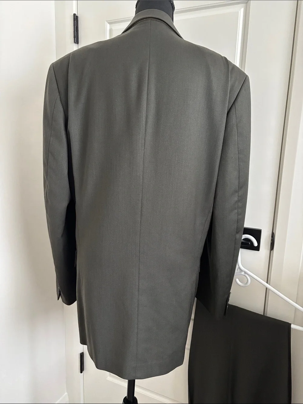 Wool Men's Single-Breasted Grey Suit 40L Coat 32x31 Trousers